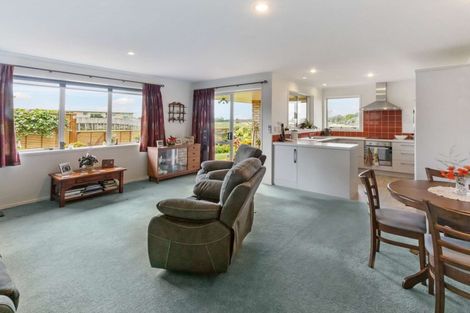 Photo of property in 27 Malta Crescent, Katikati, 3129