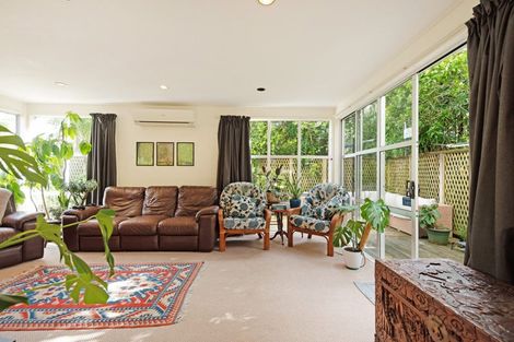 Photo of property in 16 Plymouth Street, Karori, Wellington, 6012