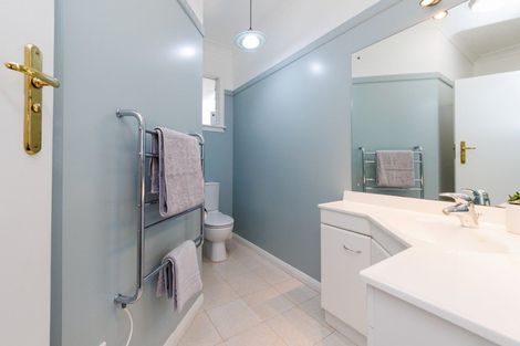 Photo of property in 110 Te Awe Awe Street, Hokowhitu, Palmerston North, 4410