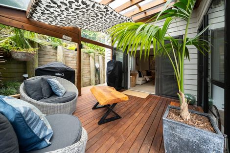 Photo of property in 27 Mauldeth Terrace, Churton Park, Wellington, 6037