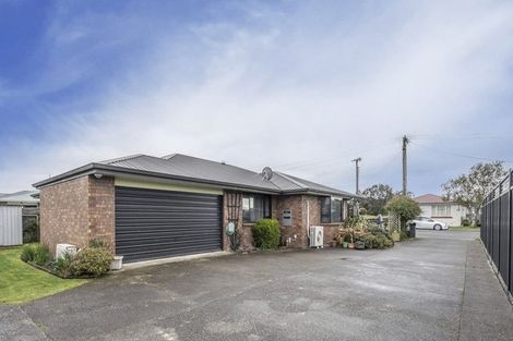 Photo of property in 37 Renfrew Street, Waikiwi, Invercargill, 9810