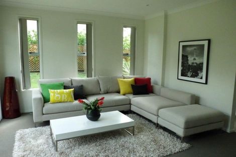 Photo of property in 7b Clearwater Cove, West Harbour, Auckland, 0618