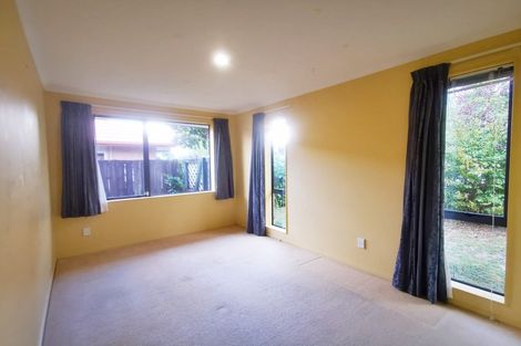 Photo of property in 181 Old Farm Road, Hamilton East, Hamilton, 3216