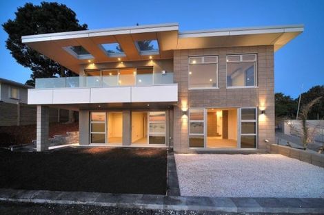 Photo of property in 68a The Parade, Bucklands Beach, Auckland, 2012
