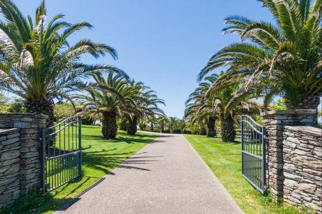 Photo of property in 338 Old North Road, Kumeu, 0892