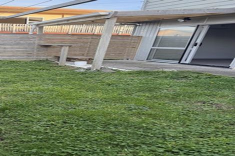 Photo of property in 27 Terrace Road, Titahi Bay, Porirua, 5022