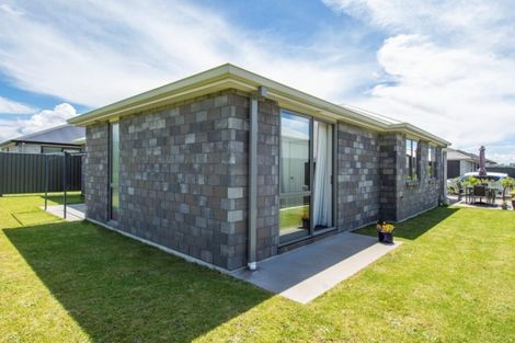 Photo of property in 5 Shannon Lane, Pyes Pa, Tauranga, 3112