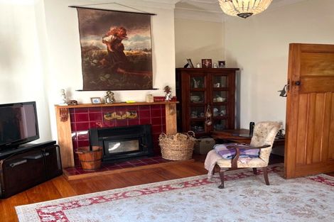 Photo of property in 44 Victoria Street, Carterton, 5713