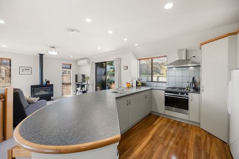 Photo of property in 20 Tironui Terrace, Western Heights, Hamilton, 3200