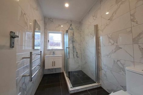 Photo of property in 1/113 Shakespeare Road, Milford, Auckland, 0620