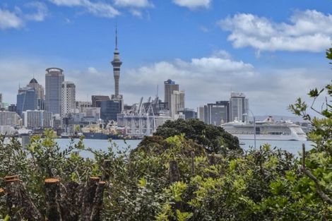 Photo of property in 9 Garden Terrace, Devonport, Auckland, 0624