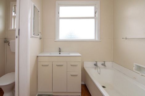 Photo of property in 22 Marriner Street, Highbury, Palmerston North, 4412