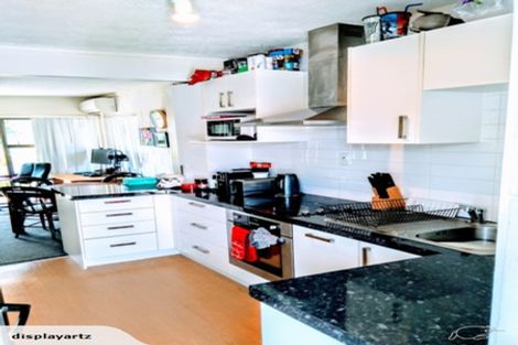 Photo of property in 10/1 Glen Road, Browns Bay, Auckland, 0630