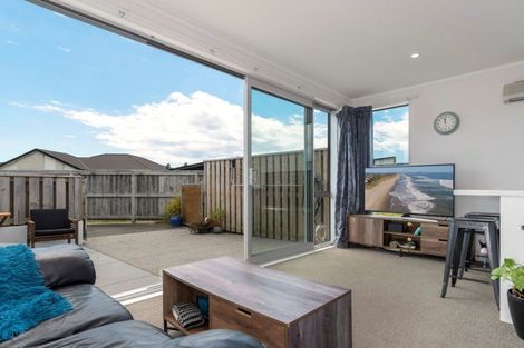 Photo of property in 31 Reynolds Place, Papamoa Beach, Papamoa, 3118