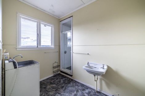 Photo of property in 2608 Ohai Clifden Highway, Eastern Bush, Otautau, 9682