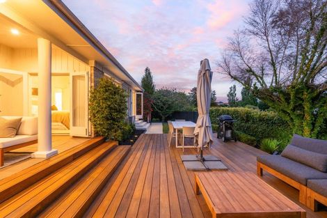 Photo of property in 22 Hunters Hill, Havelock North, 4130