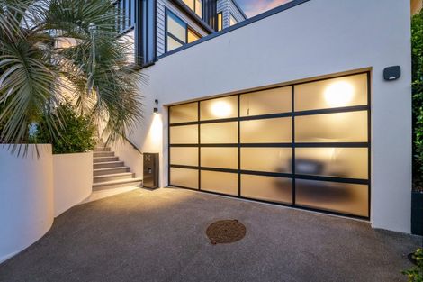 Photo of property in 14c Alfred Street, Northcote Point, Auckland, 0627