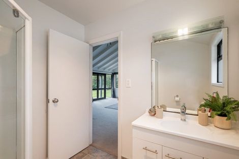 Photo of property in 372 Arapaepae Road South, Levin, 5571