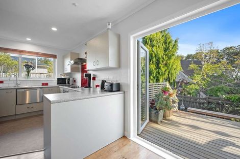 Photo of property in 1/146 Rangatira Road, Beach Haven, Auckland, 0626