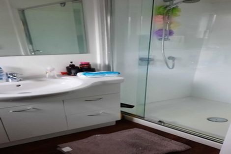 Photo of property in 1 Sunstone Crescent, Brown Owl, Upper Hutt, 5018