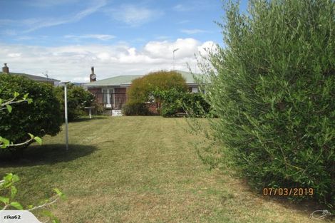 Photo of property in 71a Litten Road, Cockle Bay, Auckland, 2014