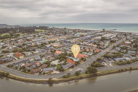 Photo of property in 62 Collingwood Street, New Brighton, Christchurch, 8061
