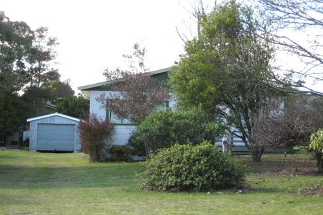 Photo of property in 19 Ogilvie Road, Kinloch, Taupo, 3377