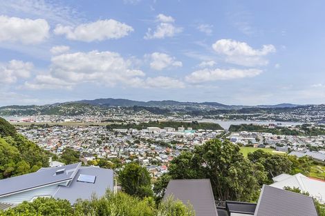 Photo of property in 85e Seatoun Heights Road, Seatoun, Wellington, 6022