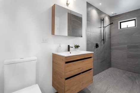 Photo of property in 24 Grey Way, Russley, Christchurch, 8042