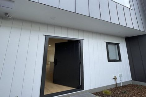 Photo of property in 6/13 Thomas Road, Mangere, Auckland, 2022