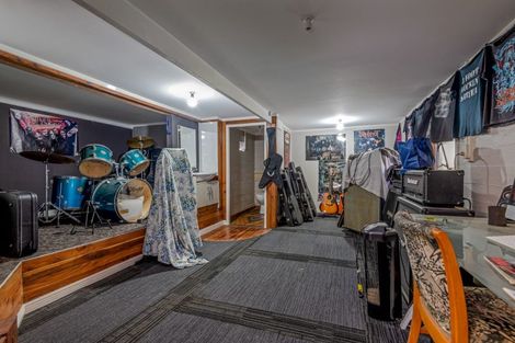 Photo of property in 7 Highbury Drive, Levin, 5510