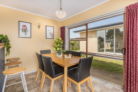 Photo of property in 27 Cobham Road, Kerikeri, 0230