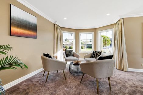 Photo of property in 30 Nielsen Gardens, Rototuna, Hamilton, 3210