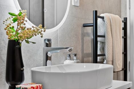 Photo of property in 3/27 Hastings Road, Mairangi Bay, Auckland, 0630