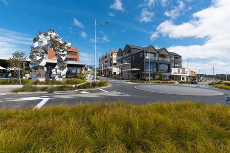 Photo of property in 22 Headsail Drive, Long Bay, Auckland, 0630