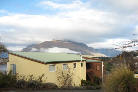 Photo of property in 23 Golden Terrace, Queenstown, 9300