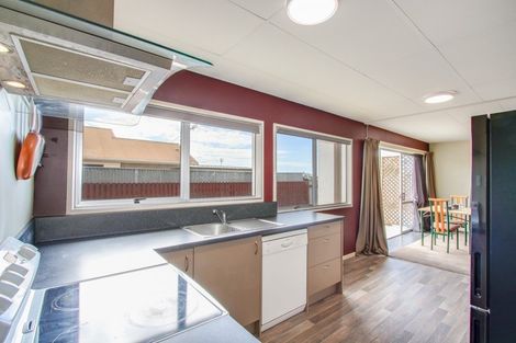 Photo of property in 6/8 Lee Road, Taradale, Napier, 4112