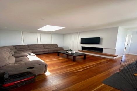 Photo of property in 63 Mana View Road, Paremata, Porirua, 5026