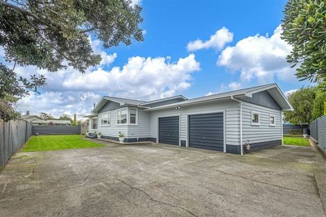 Photo of property in 27 Karamea Crescent, Kelvin Grove, Palmerston North, 4414