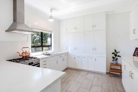 Photo of property in 28 Ferry Road, Whakatane, 3120