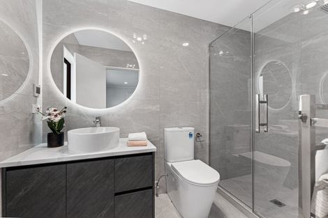 Photo of property in 124 Mcquoids Road, Flat Bush, Auckland, 2019