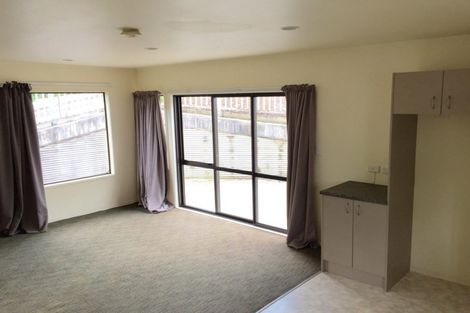 Photo of property in 3/78 Seaview Road, Castor Bay, Auckland, 0620