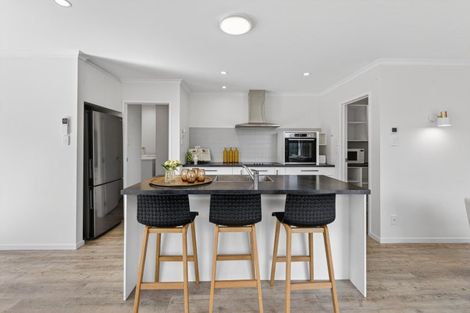 Photo of property in 5 Oakden Drive, Darfield, 7510