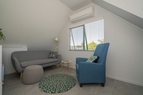 Photo of property in 17 White Street, Whitianga, 3510