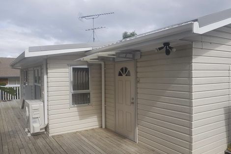 Photo of property in 232 Botany Road, Golflands, Auckland, 2013