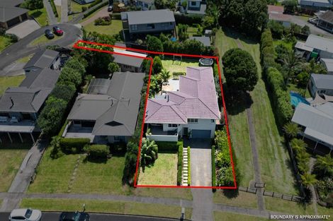 Photo of property in 27 Stella Drive, Clarks Beach, 2122
