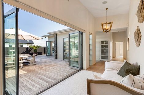 Photo of property in 156 Waterways Parade, Pauanui, Hikuai, 3579