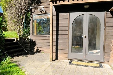 Photo of property in St Marys Close, 15/435 Parnell Road, Parnell, Auckland, 1052