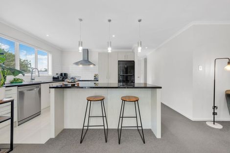 Photo of property in 12a Bacot Place, Howick, Auckland, 2014
