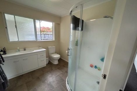 Photo of property in 19 Nimmo Avenue, Waikanae, 5036